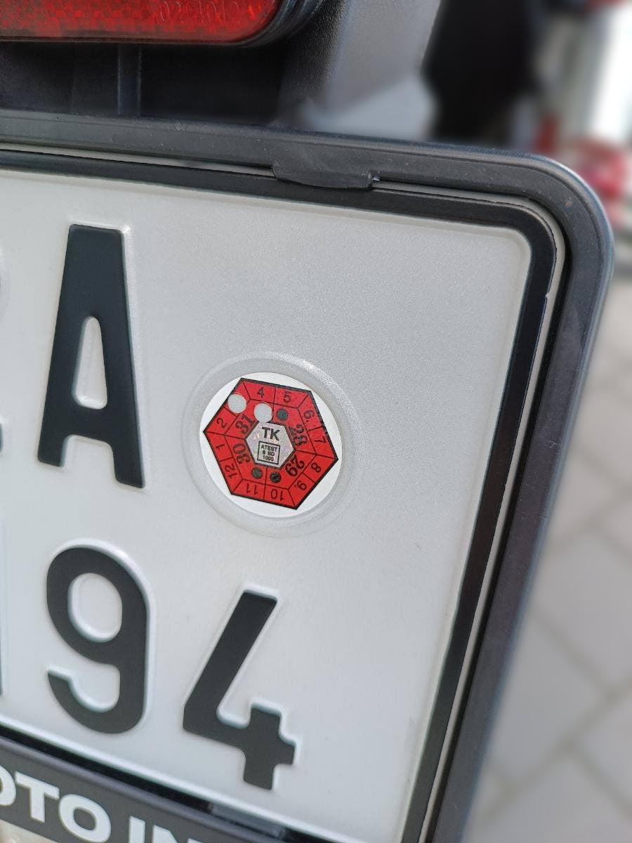 2025 Moto Guzzi V85 TT - 2 696 km - Náhled 5