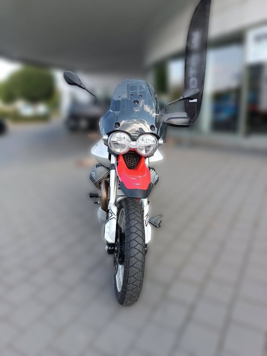 2025 Moto Guzzi V85 TT - 2 696 km - Náhled 12