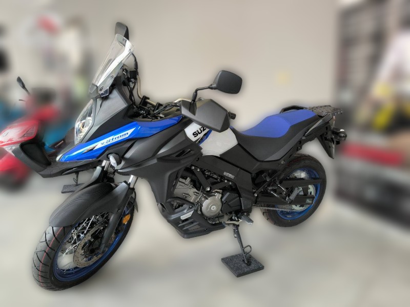 2023 Suzuki DL 650 V-Strom - 0 km - Náhled 2