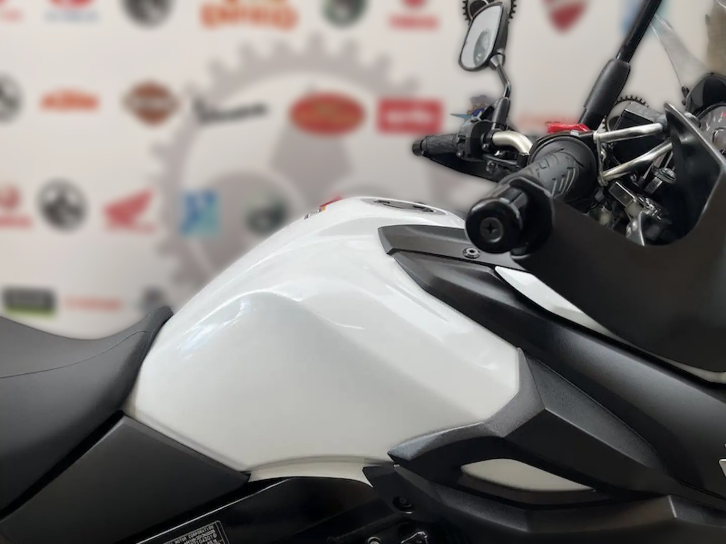 2023 Suzuki DL 650 V-Strom - 12 022 km - Náhled 23