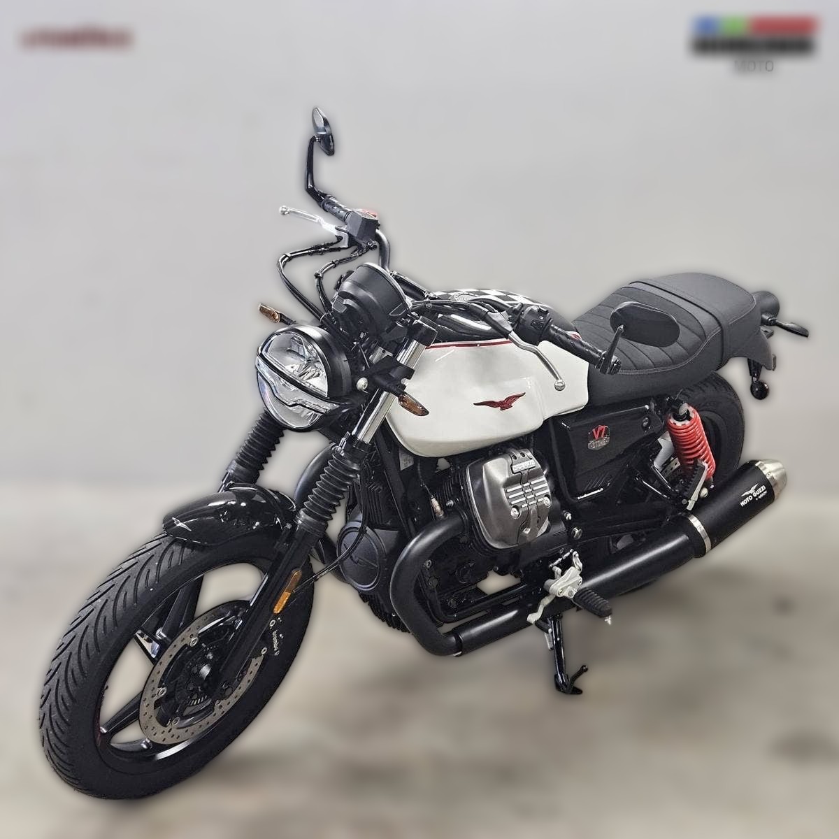 2023 Moto Guzzi V7 - 0 km