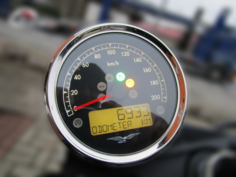 2017 Moto Guzzi V7 - 6 900 km - Náhled 18