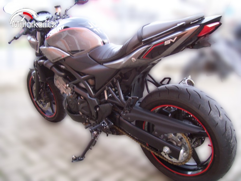 2018 Suzuki SV650 - 30 000 km - Náhled 17