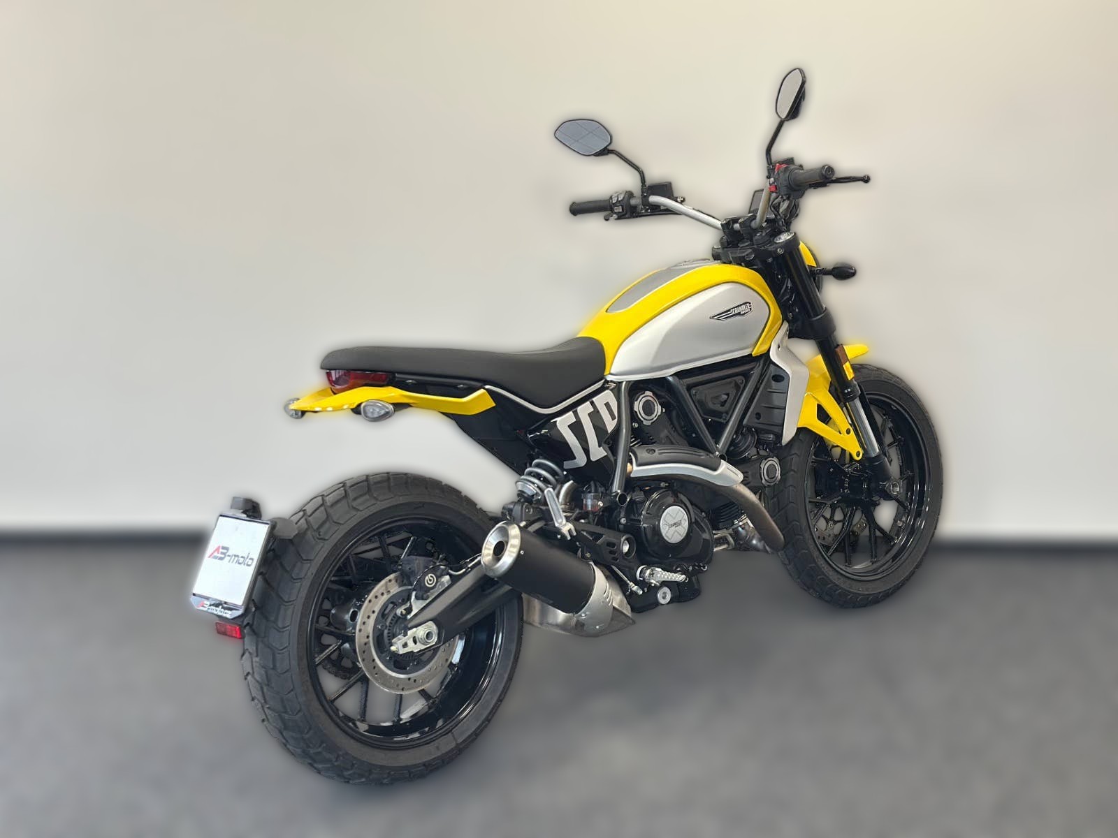 2023 Ducati Scrambler - 9 595 km - Náhled 2