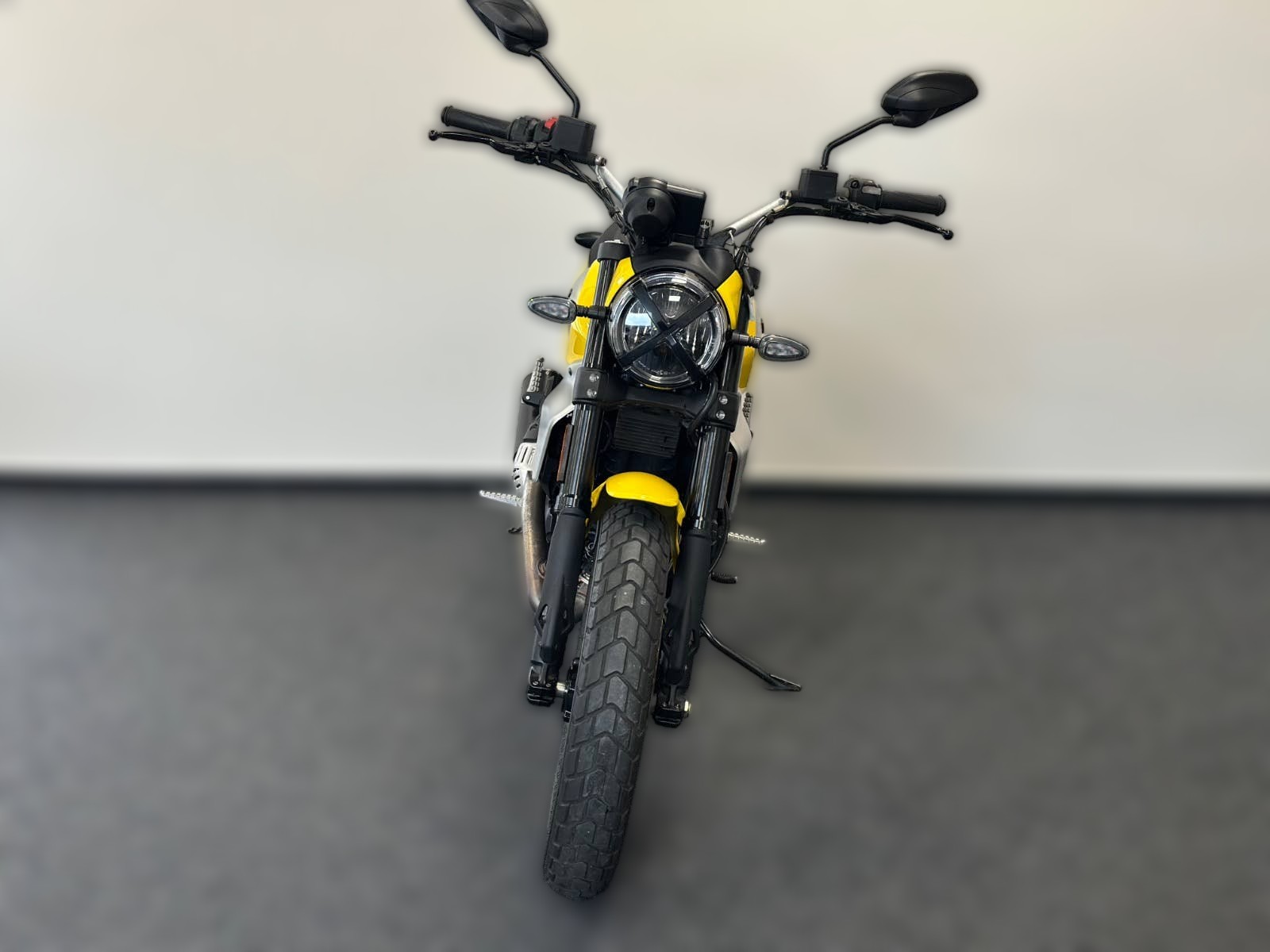 2023 Ducati Scrambler - 9 595 km - Náhled 3