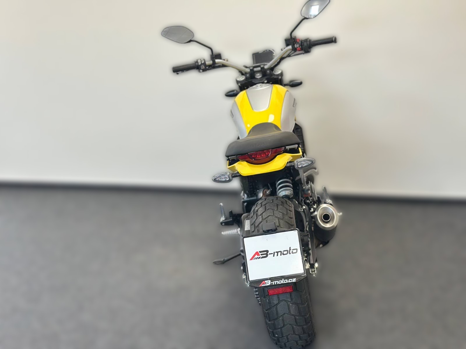 2023 Ducati Scrambler - 9 595 km - Náhled 7