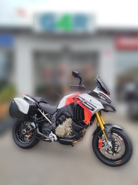 2024 Ducati Multistrada V4 - 11 306 km - Náhled 30