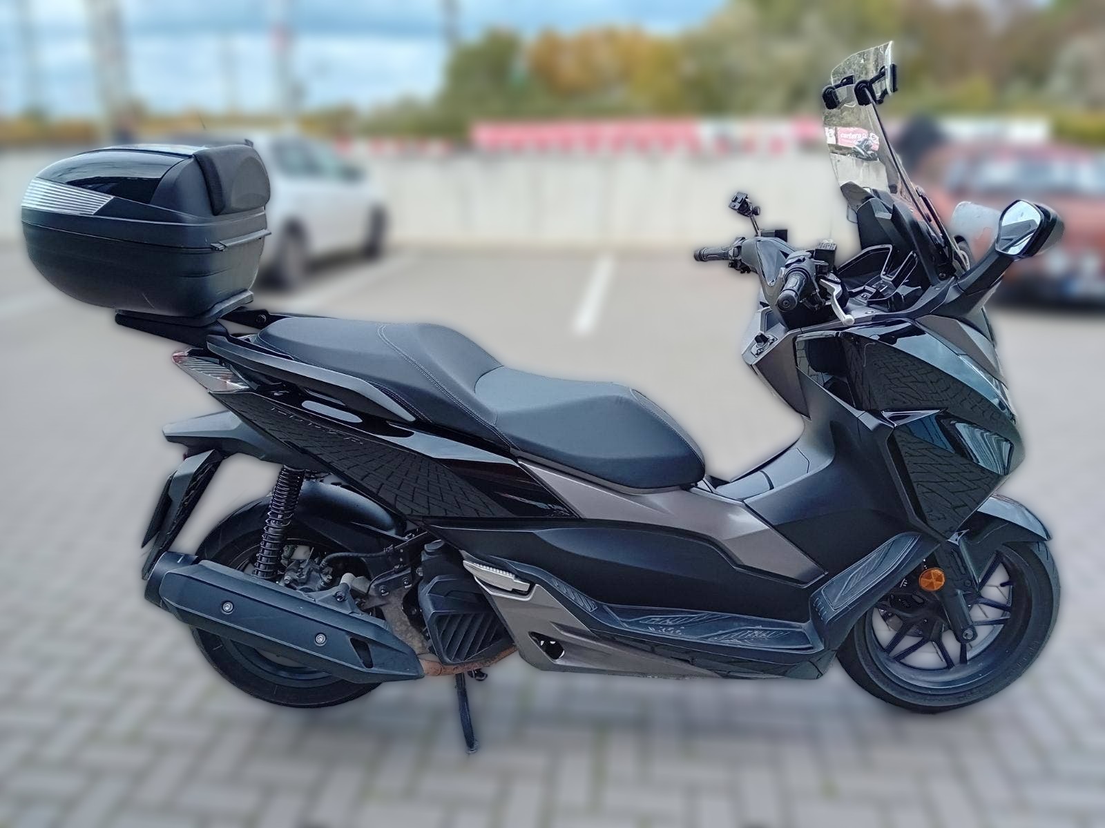 2017 Honda Forza 125 - 38 550 km - Náhled 3