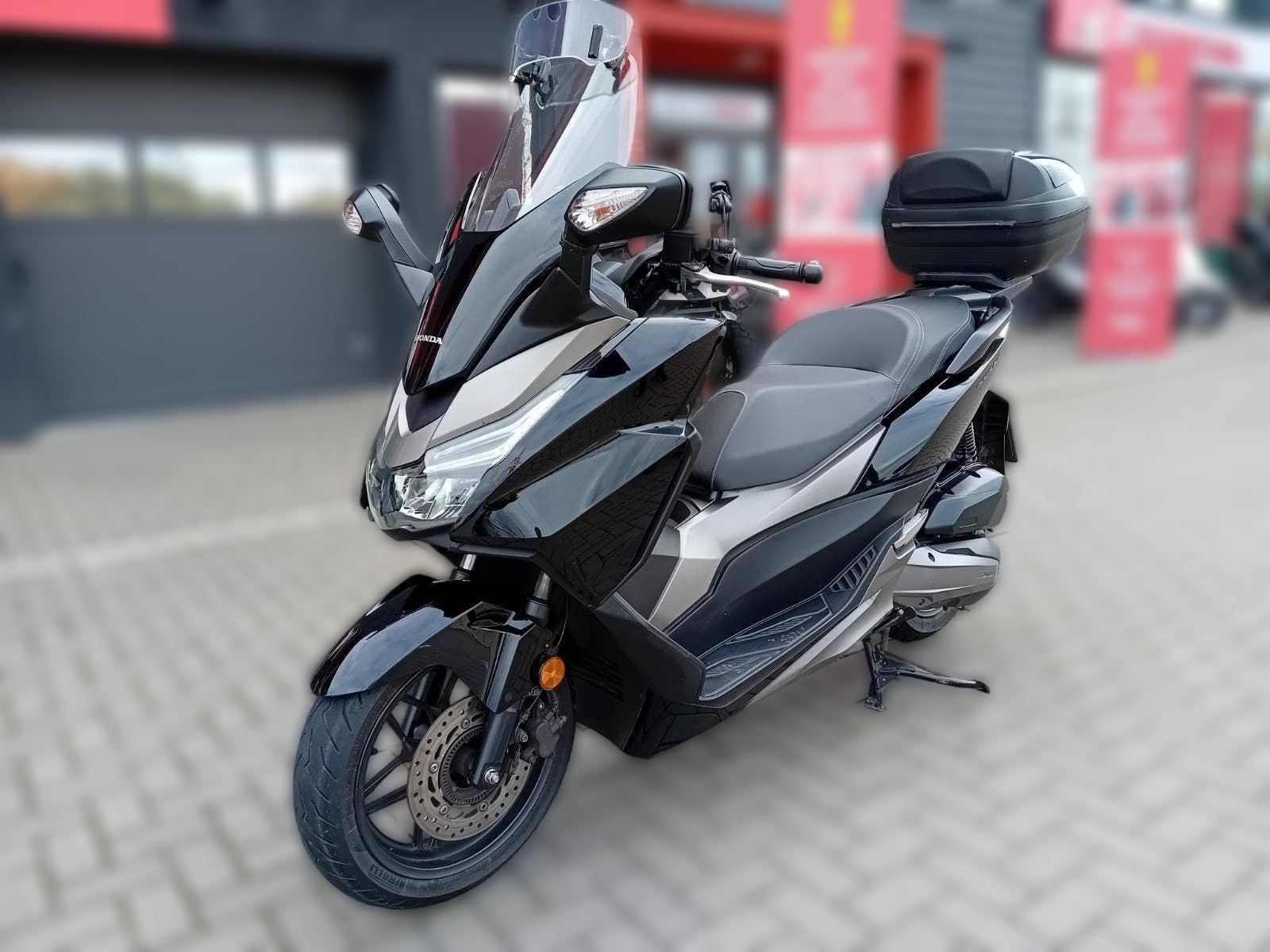 2017 Honda Forza 125 - 38 550 km - Náhled 14
