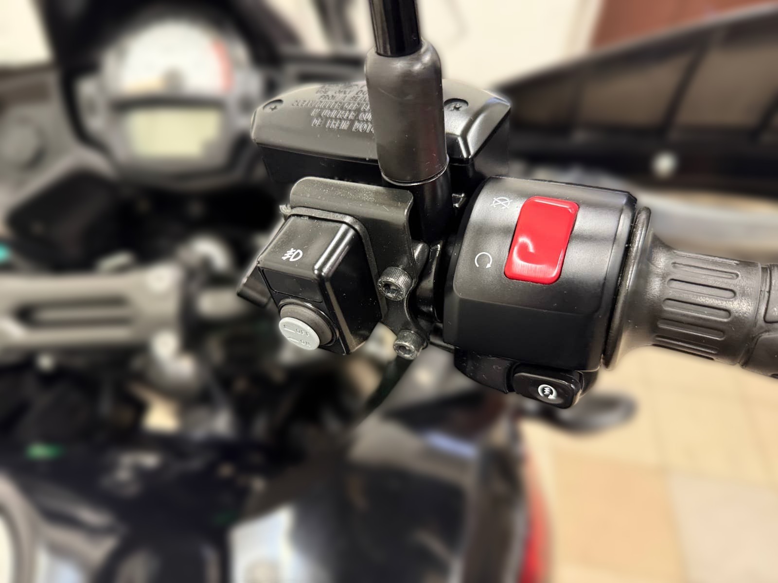 2020 Kawasaki Versys 650 - 62 870 km - Náhled 17