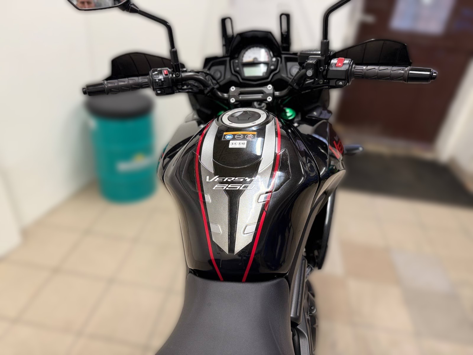 2020 Kawasaki Versys 650 - 62 870 km - Náhled 22