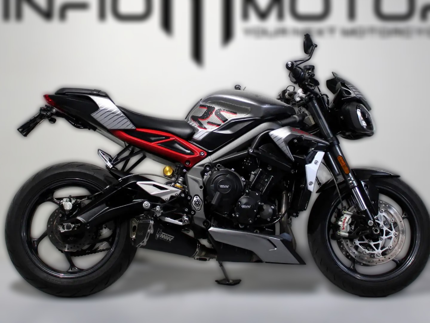 2021 Triumph Street Triple 765 - 22 000 km - Náhled 13