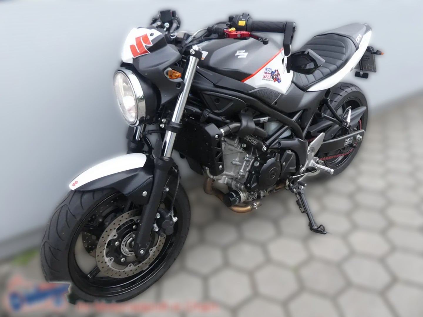 2016 Suzuki SV650 - 14 530 km - Náhled 23