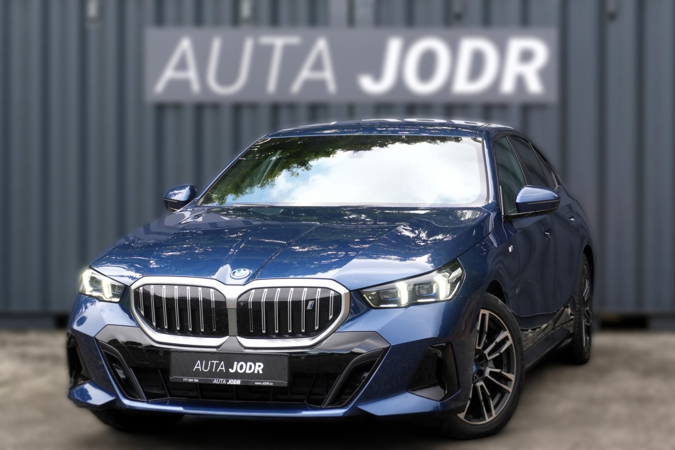 2024 BMW i5 - 21 884 km