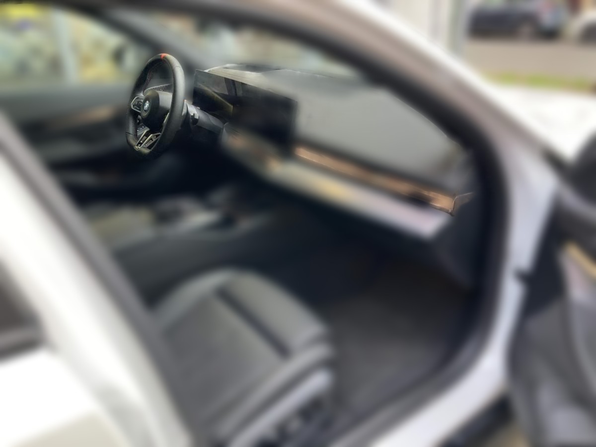 2024 BMW BMW iX3 - 5 800 km