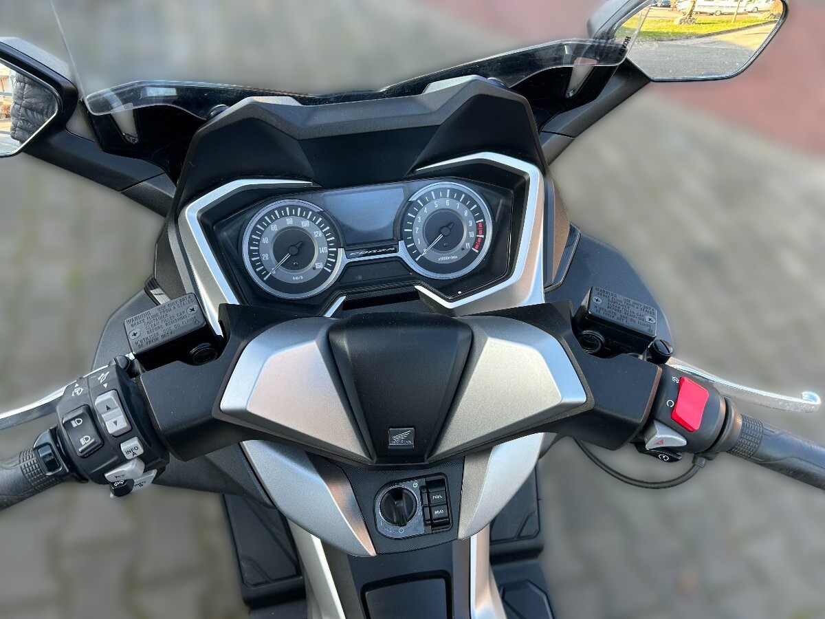 2019 Honda Forza 300 - 25 000 km - Náhled 11