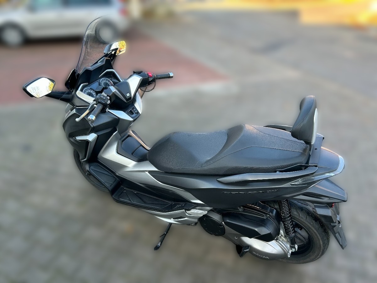2019 Honda Forza 300 - 25 000 km - Náhled 14