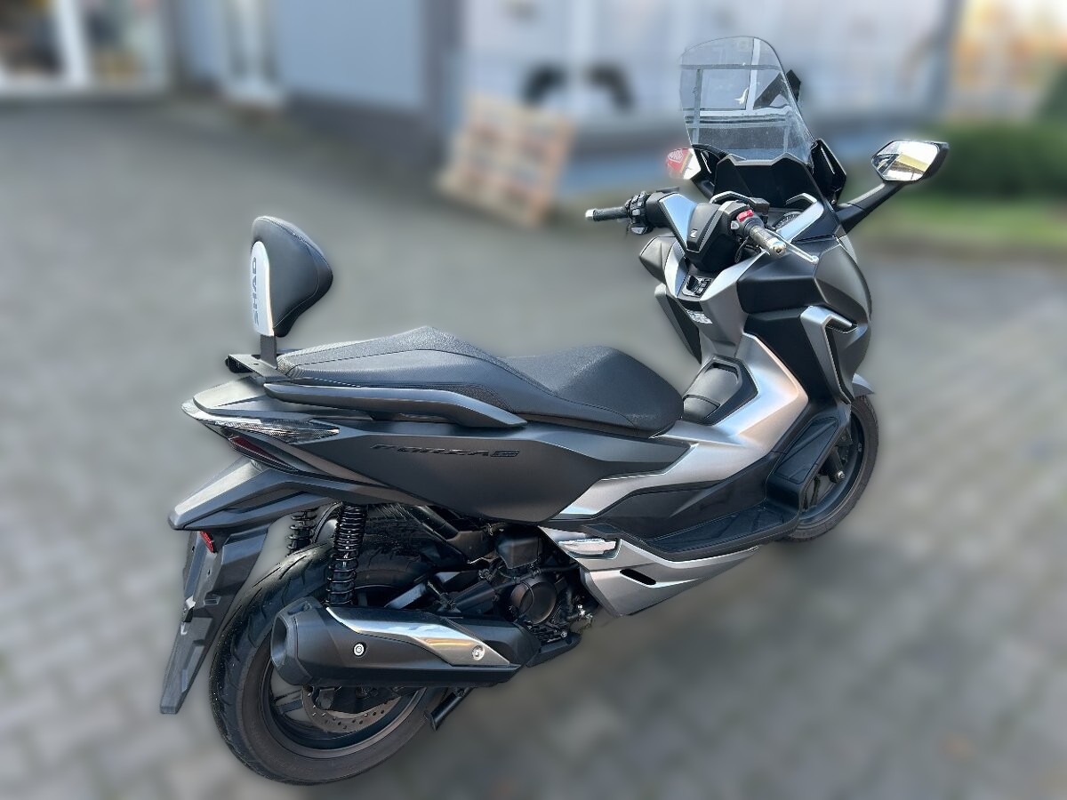 2019 Honda Forza 300 - 25 000 km - Náhled 19