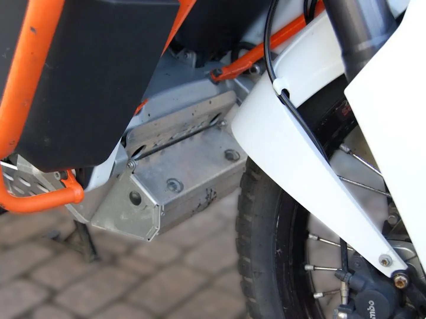 2012 KTM 990 Adventure - 79 300 km - Náhled 14