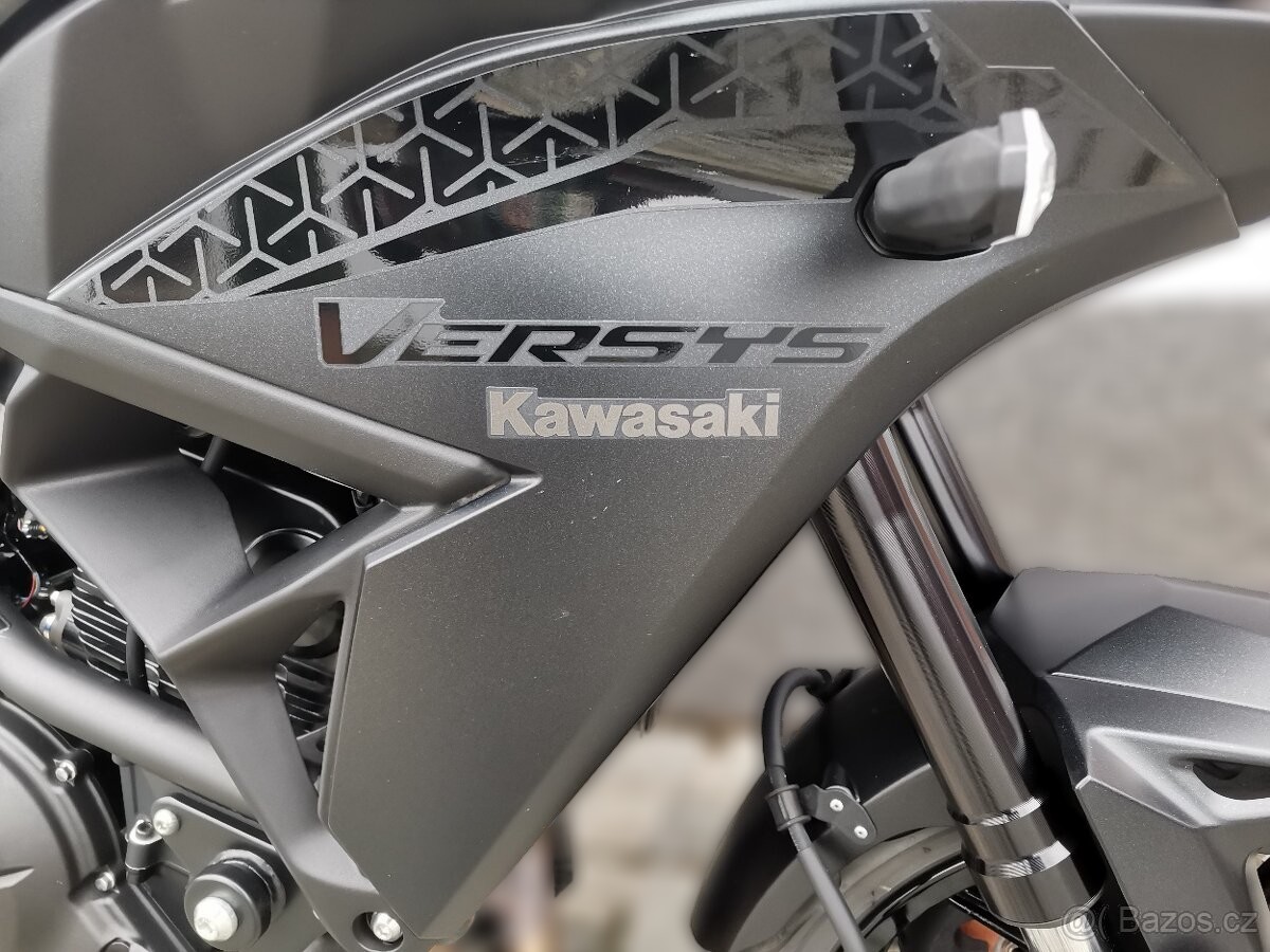 2022 Kawasaki Versys 650 - 12 000 km - Náhled 5