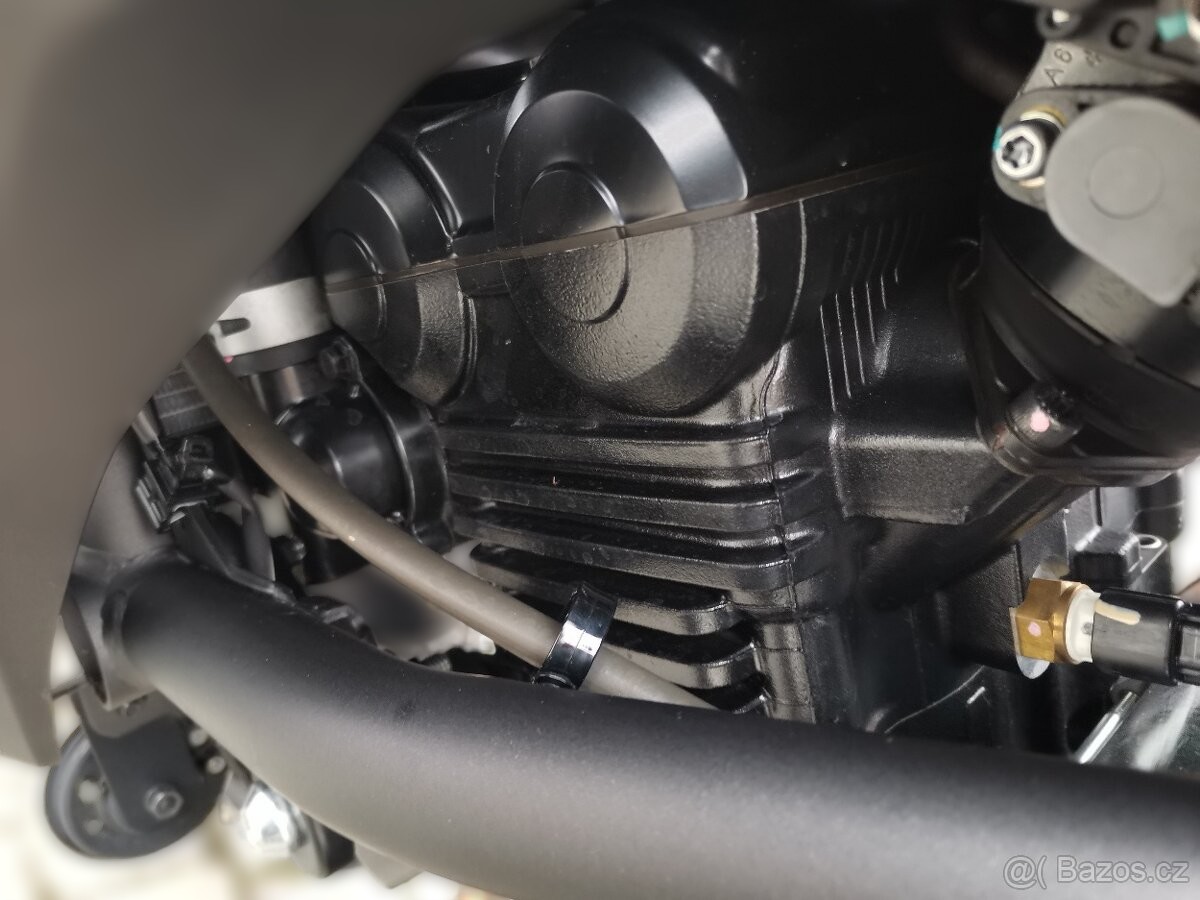 2022 Kawasaki Versys 650 - 12 000 km - Náhled 15