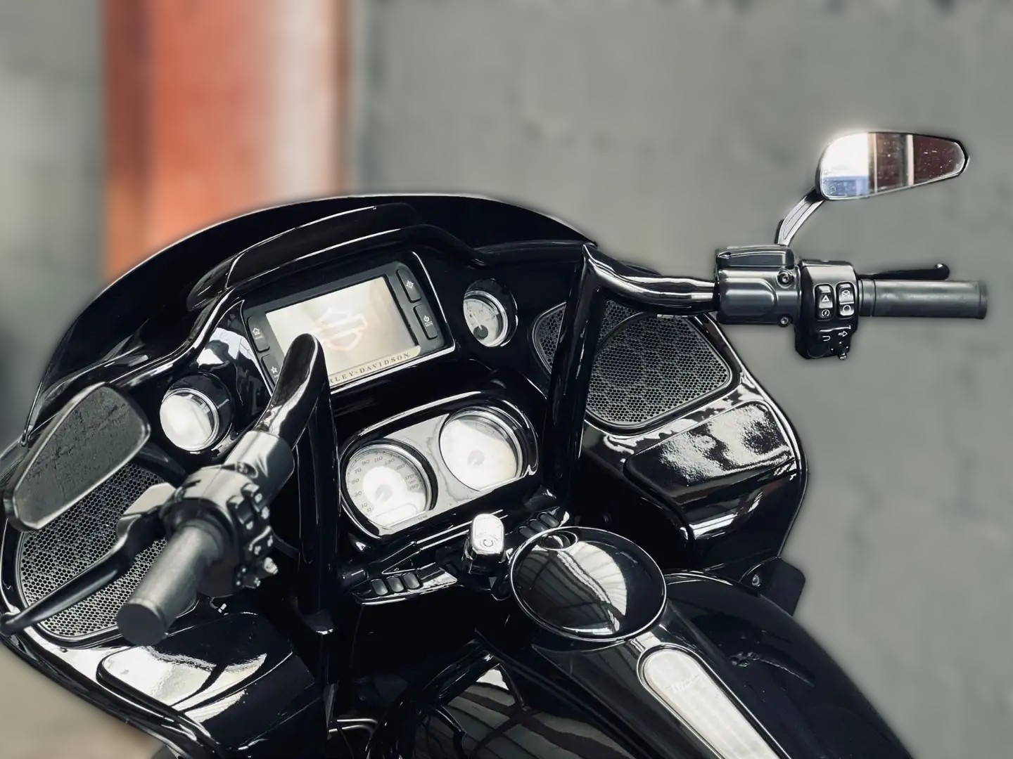 2021 Harley-Davidson Touring - 17 800 km - Náhled 11
