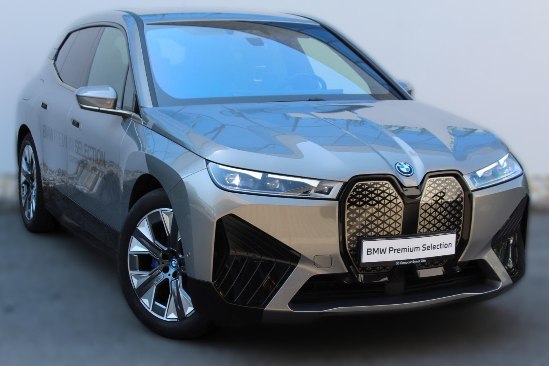 2023 BMW iX - 15 900 km