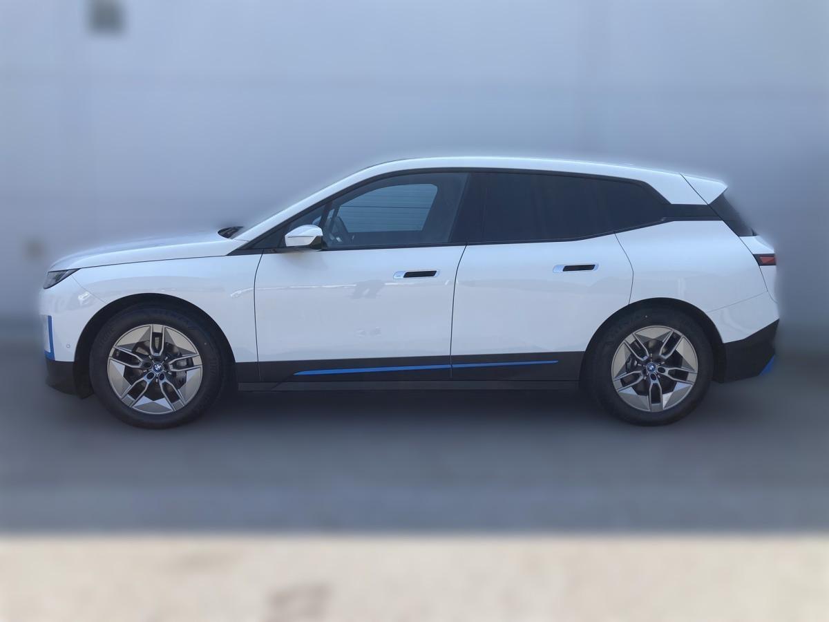 2022 BMW iX - 55 000 km