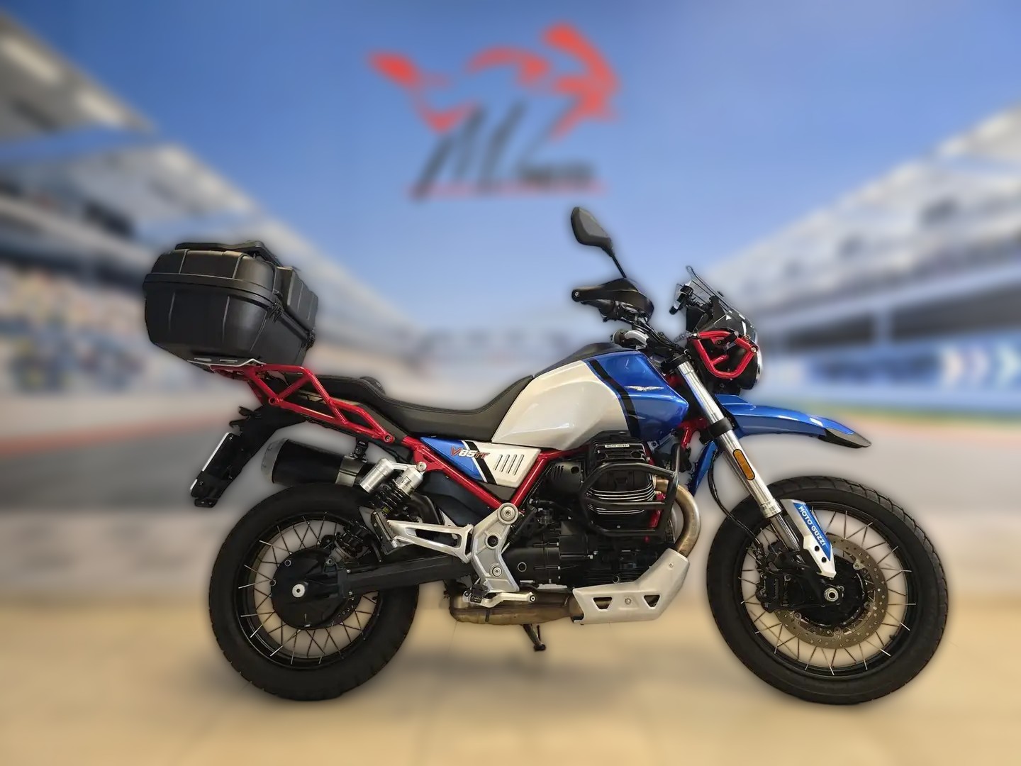 2023 Moto Guzzi V85 TT - 3 000 km - Náhled 18