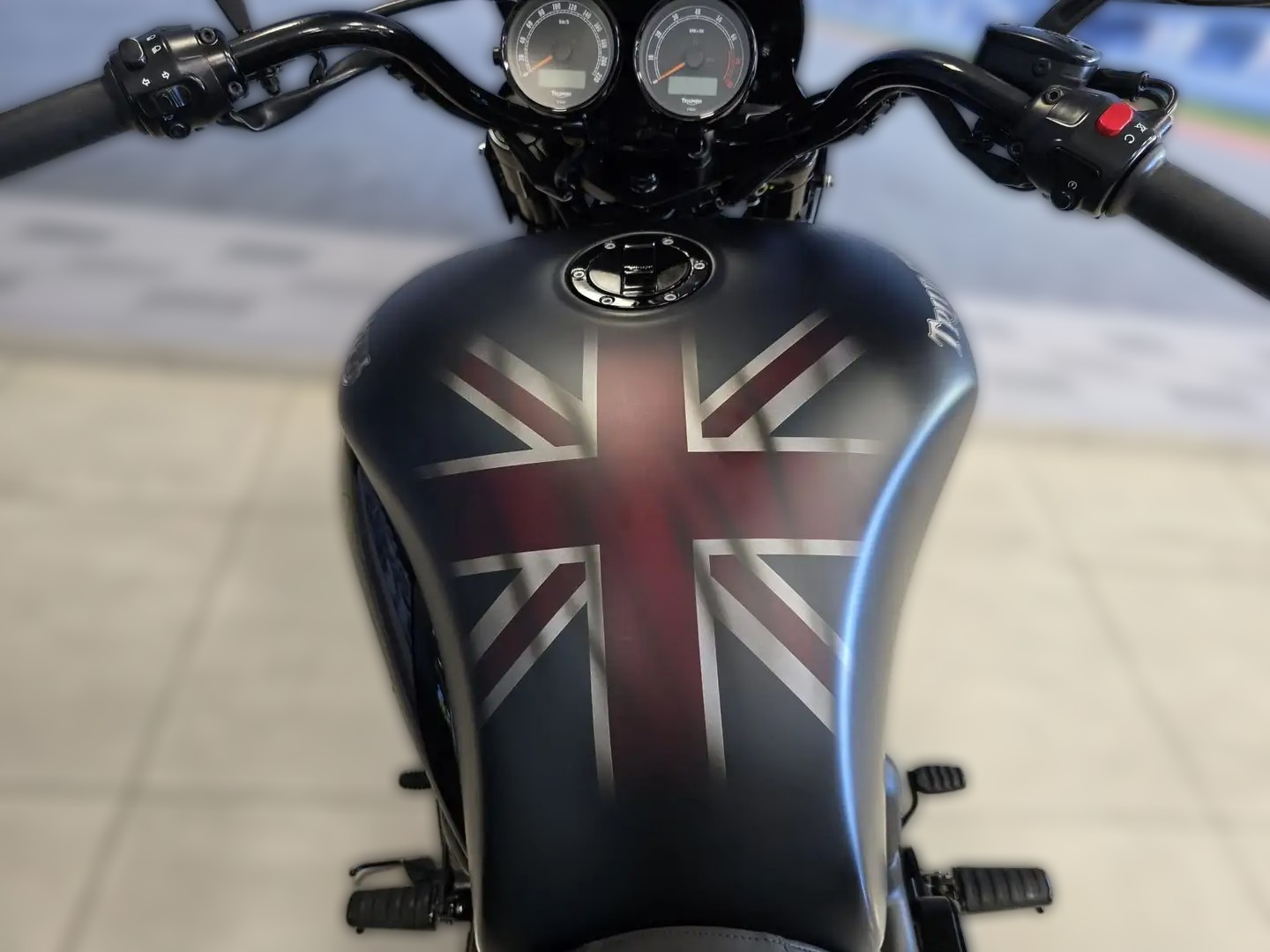 2010 Triumph Rocket 3 - 32 000 km - Náhled 17