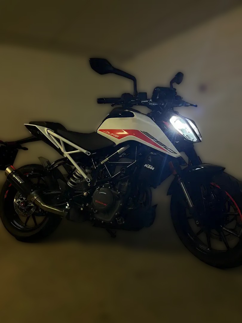 2023 KTM 390 Duke - 8 000 km - Náhled 10