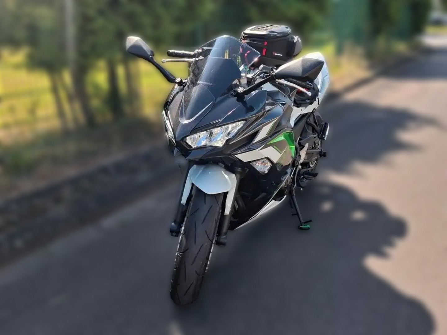 2022 Kawasaki Ninja 650 - 2 523 km - Náhled 3