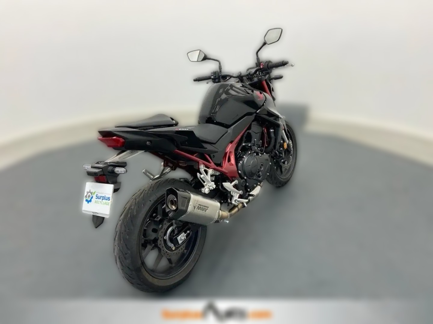 2024 Honda CB 750 Hornet - 12 000 km - Náhled 27