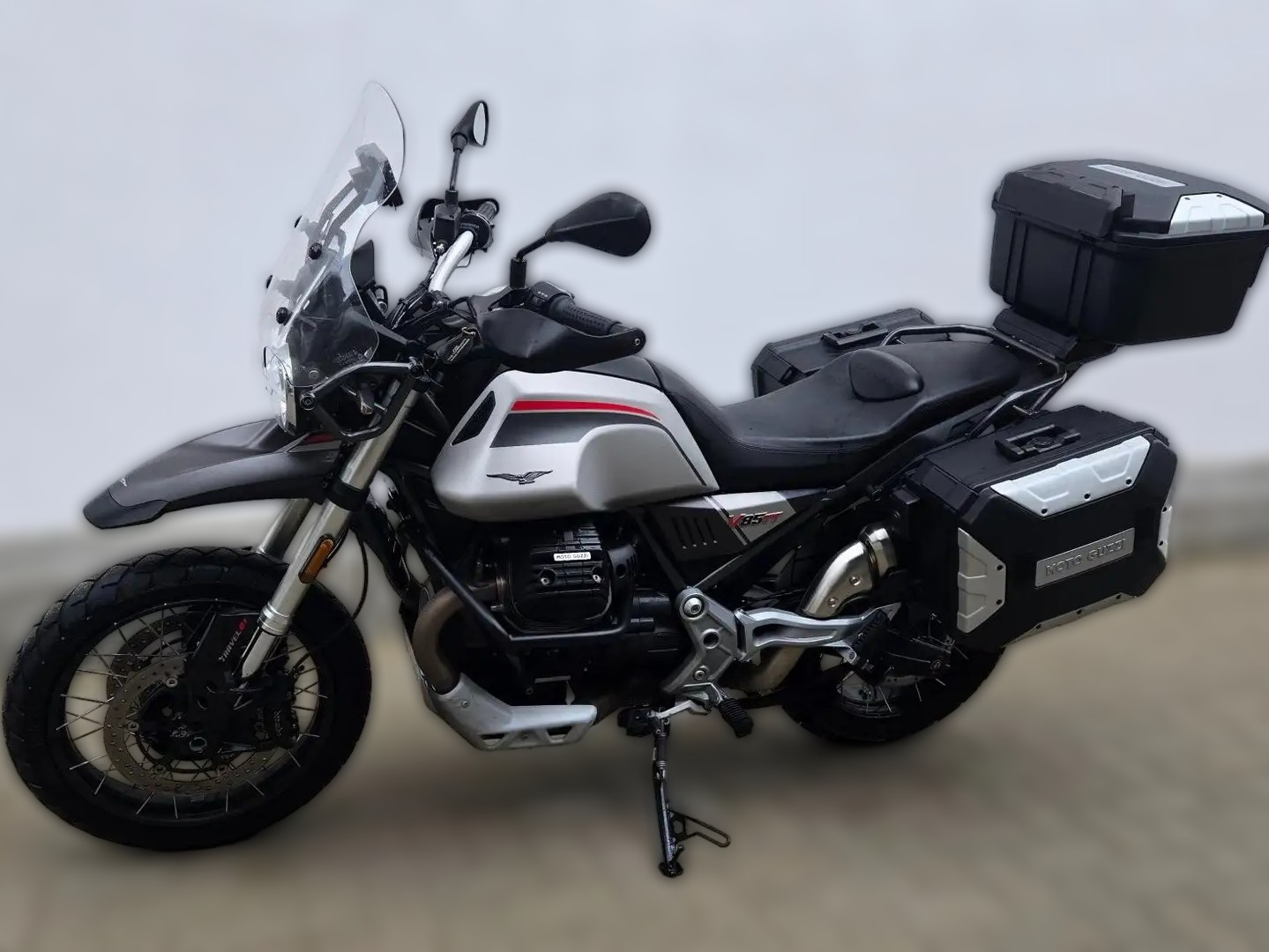 2023 Moto Guzzi V85 TT - 21 500 km