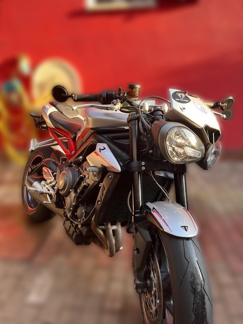 2019 Triumph Street Triple 765 - 31 000 km - Náhled 5