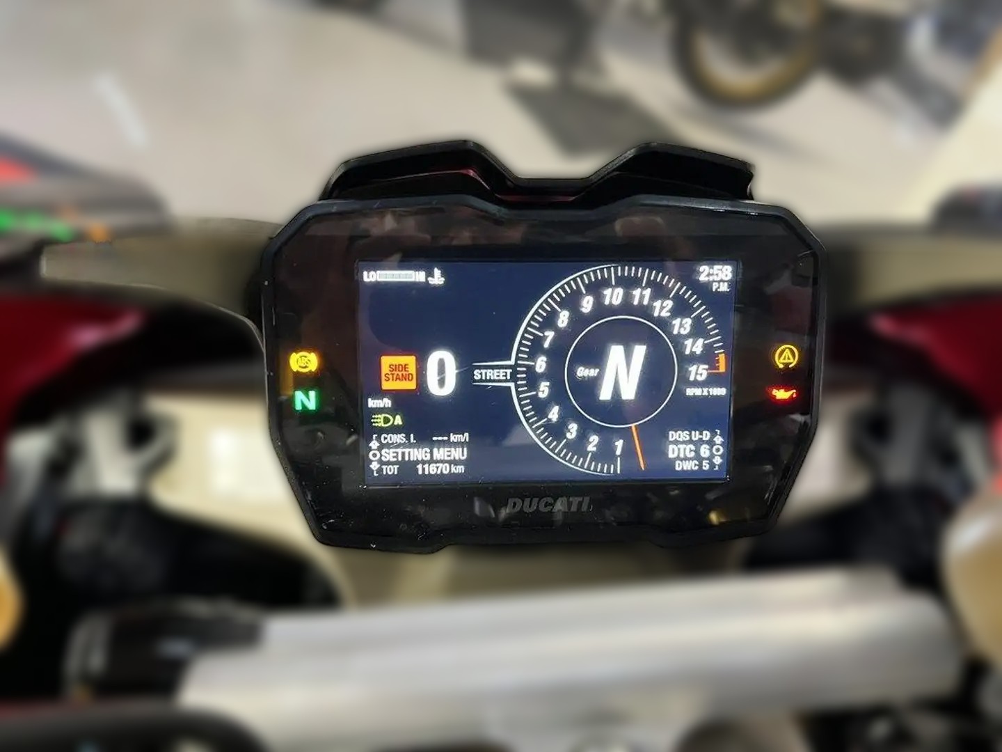 2019 Ducati Panigale V4 - 11 670 km - Náhled 11
