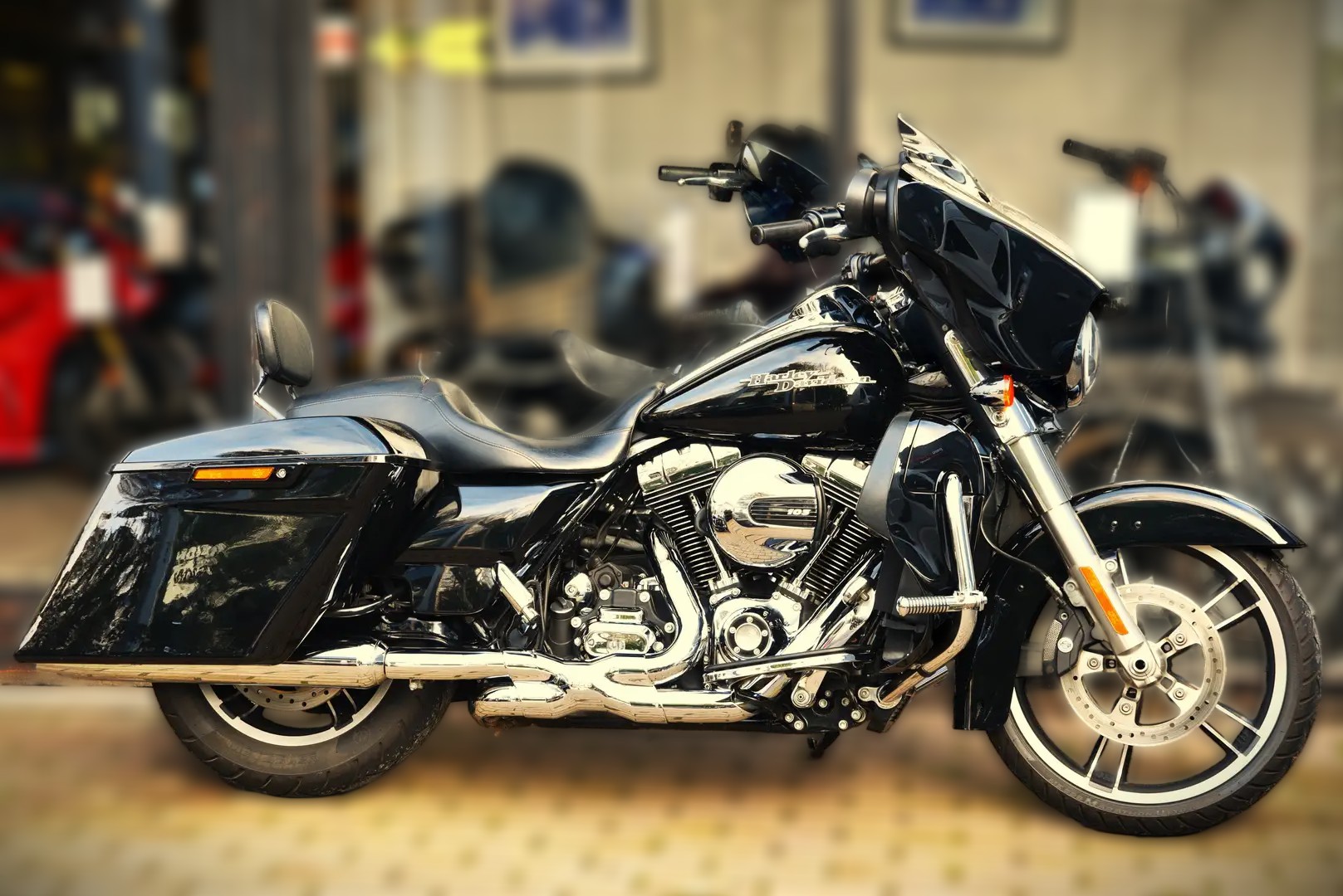 2014 Harley-Davidson Touring - 44 614 km - Náhled 3