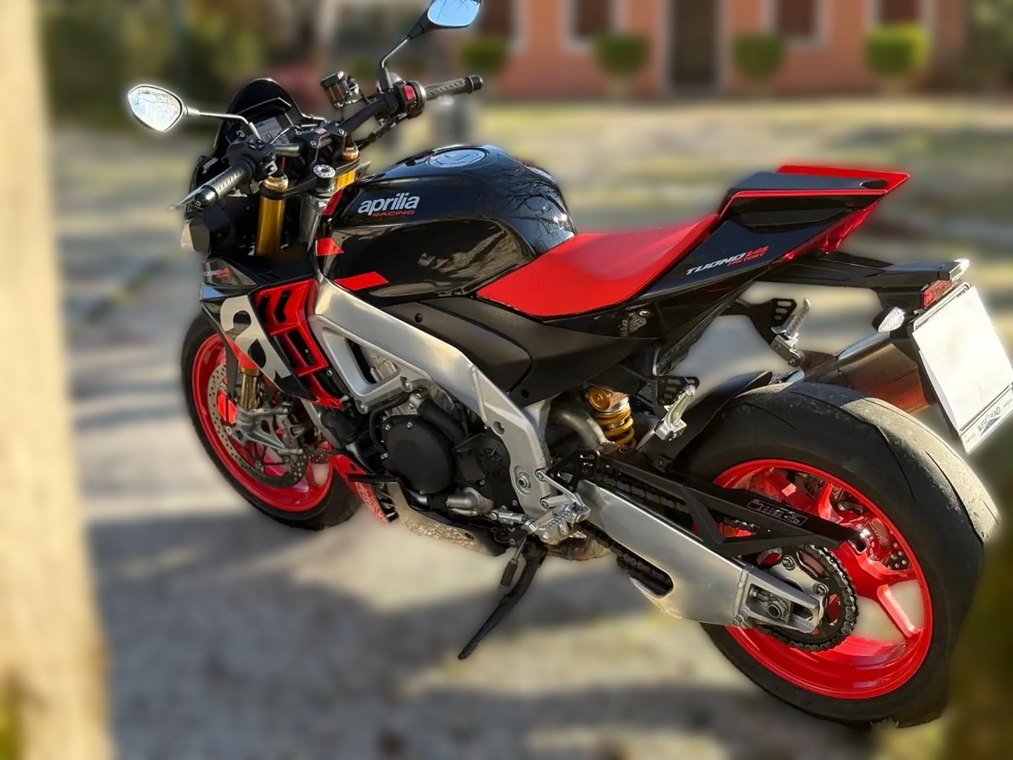 2023 Aprilia Tuono V4 - 14 999 km - Náhled 9
