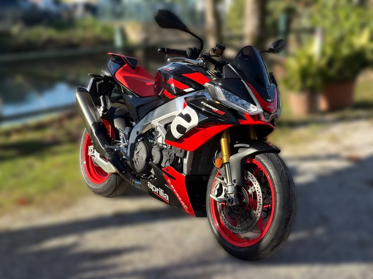 2023 Aprilia Tuono V4 - 14 999 km - Náhled 12