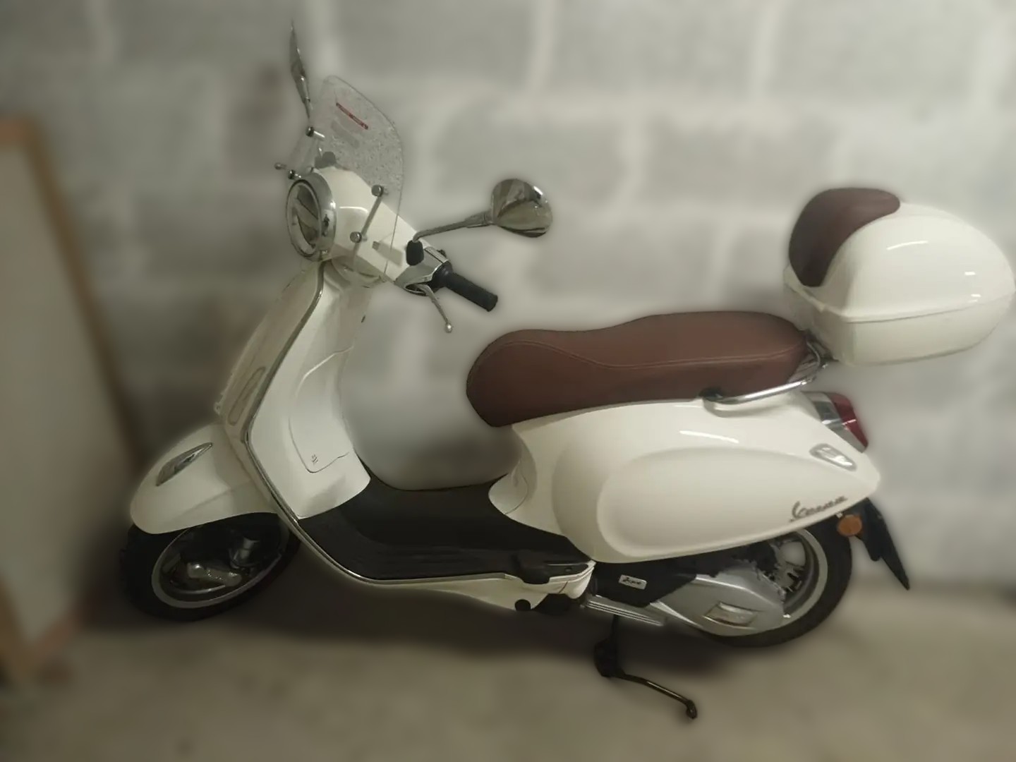 2021 Piaggio Vespa Primavera - 1 830 km - Náhled 10