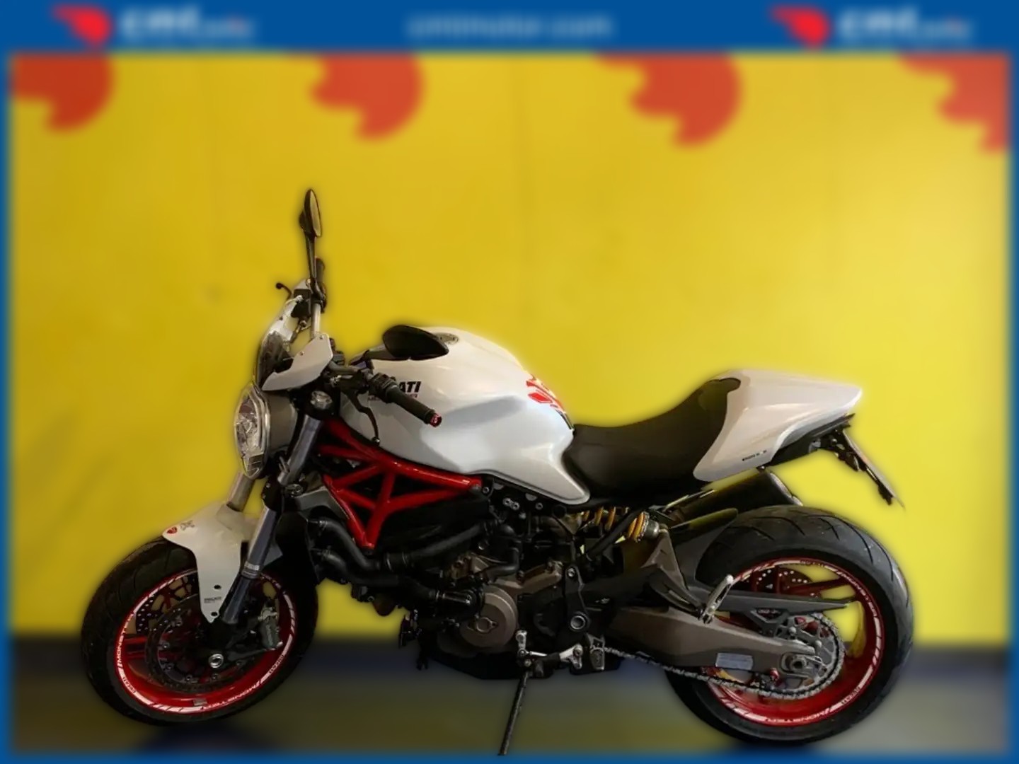 2015 Ducati Monster - 26 096 km - Náhled 9
