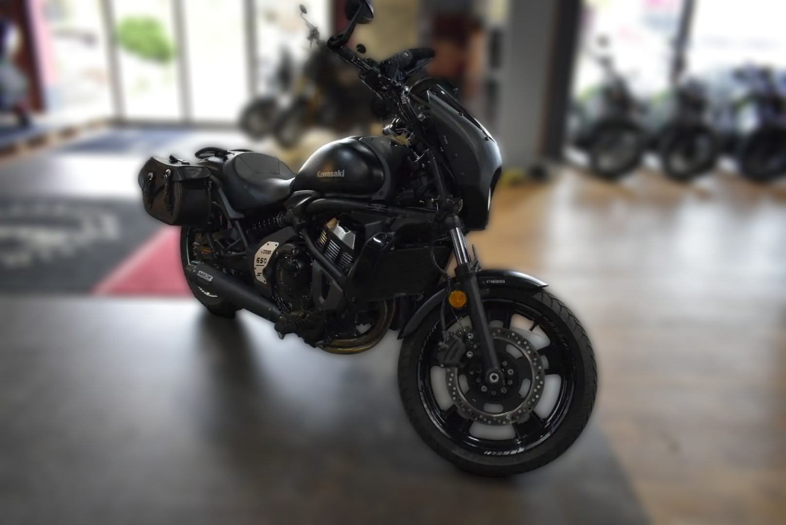 2023 Kawasaki Vulcan 900 - 9 200 km - Náhled 15