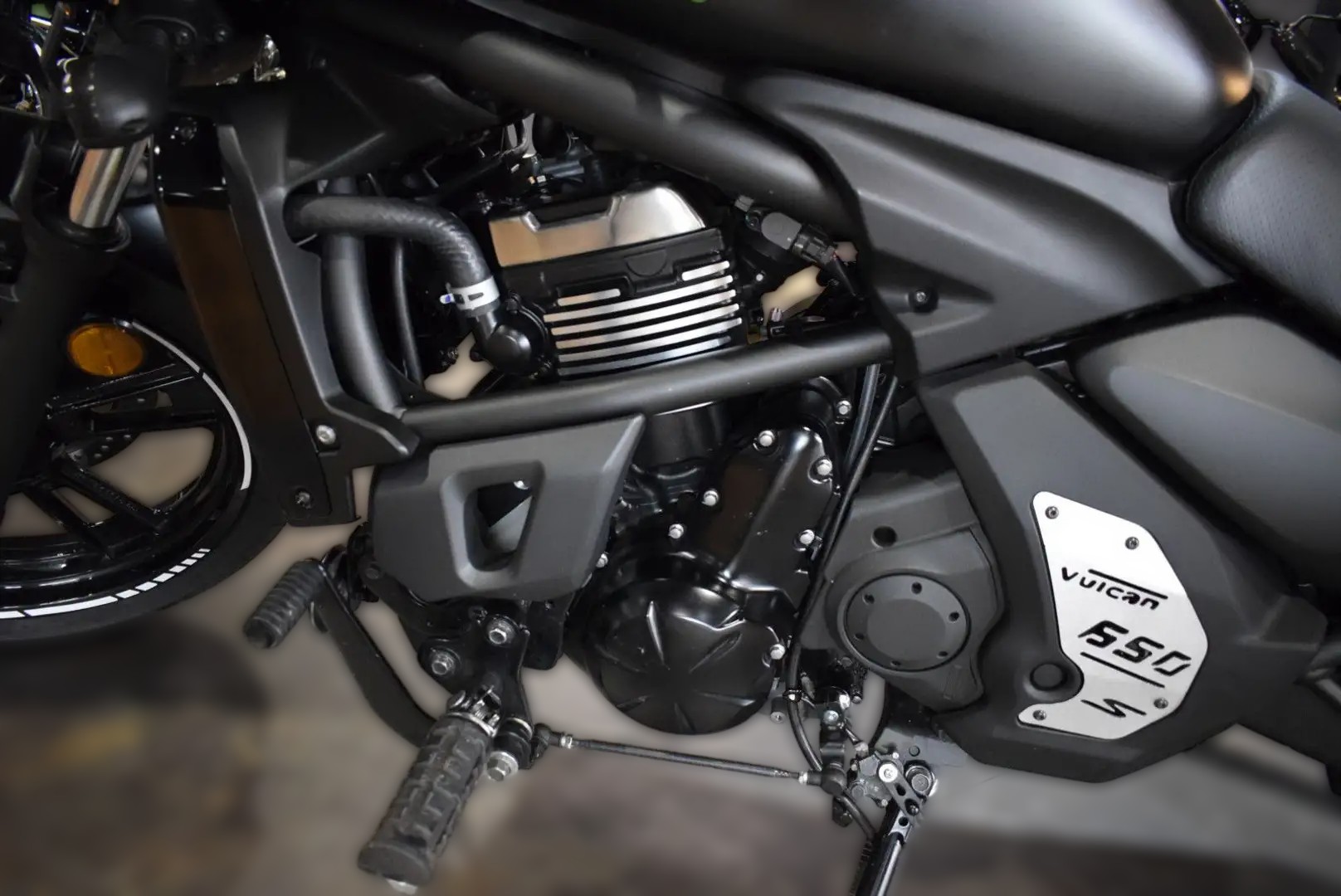 2023 Kawasaki Vulcan 900 - 9 200 km - Náhled 18