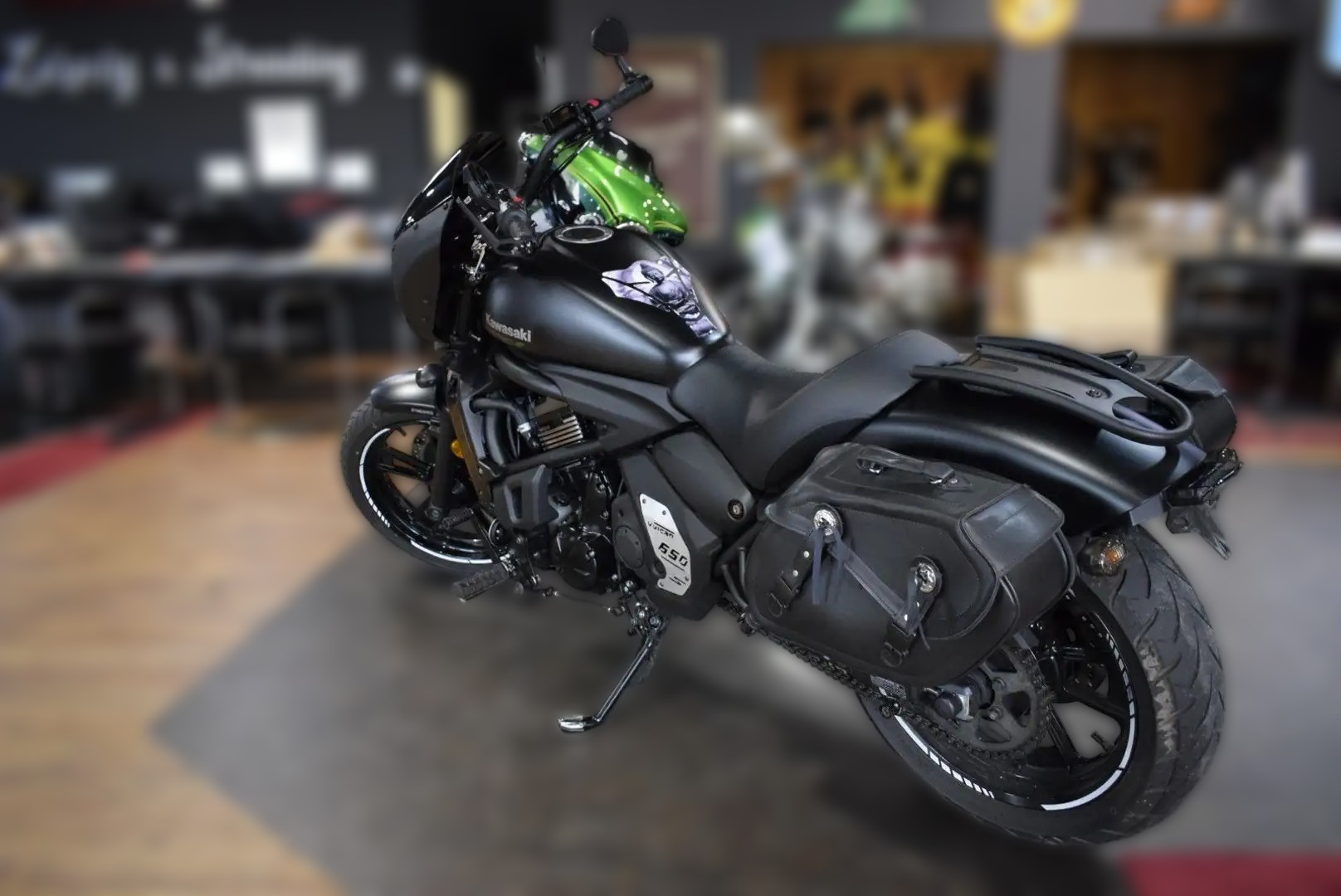 2023 Kawasaki Vulcan 900 - 9 200 km - Náhled 22