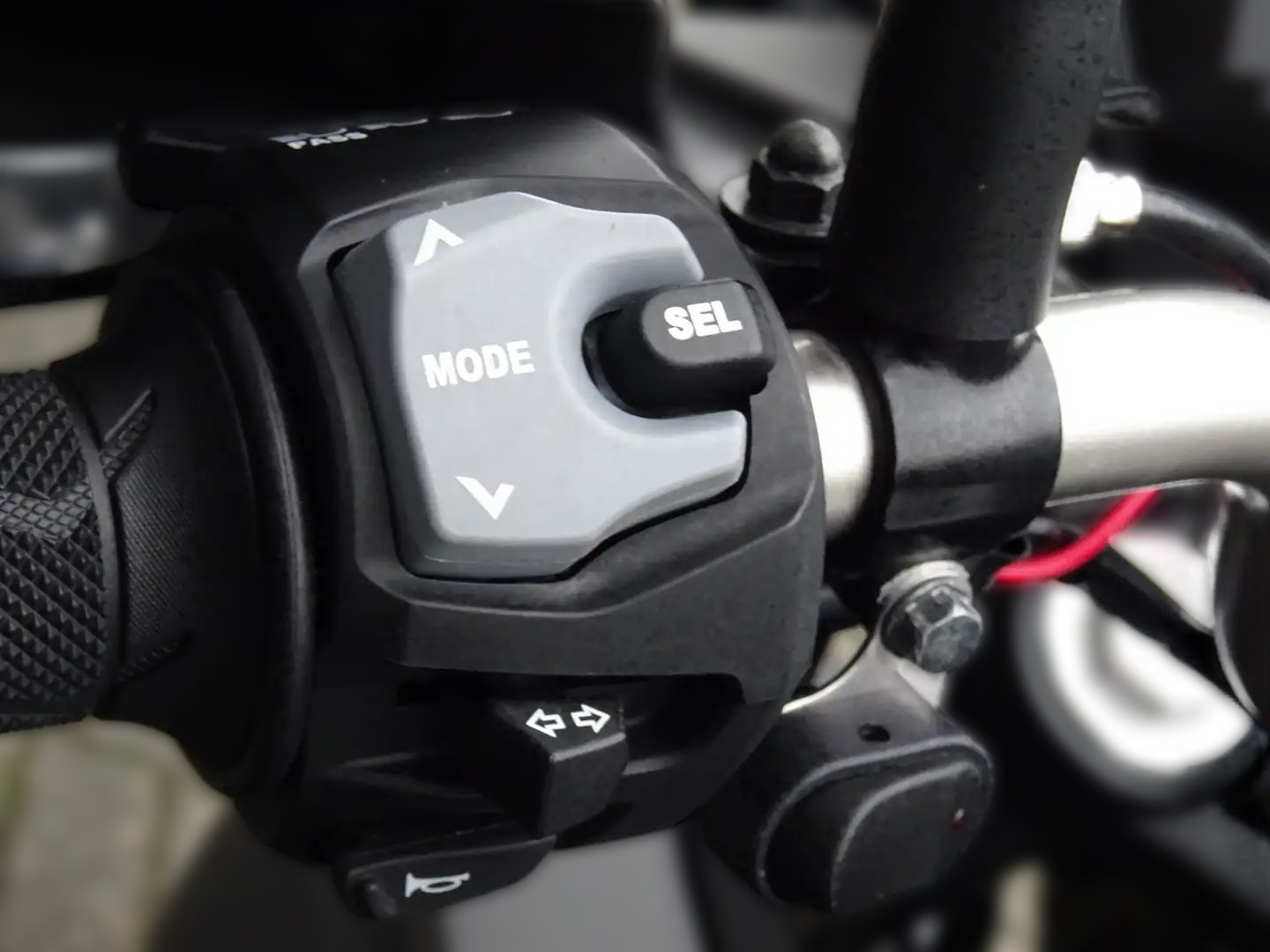 2022 Suzuki DL 650 V-Strom - 26 302 km - Náhled 12