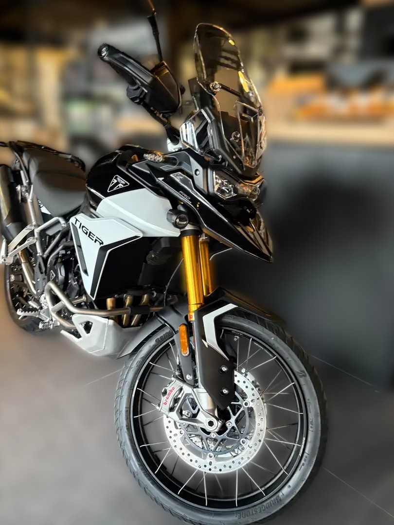 2025 Triumph Tiger 900 - 1 053 km - Náhled 12