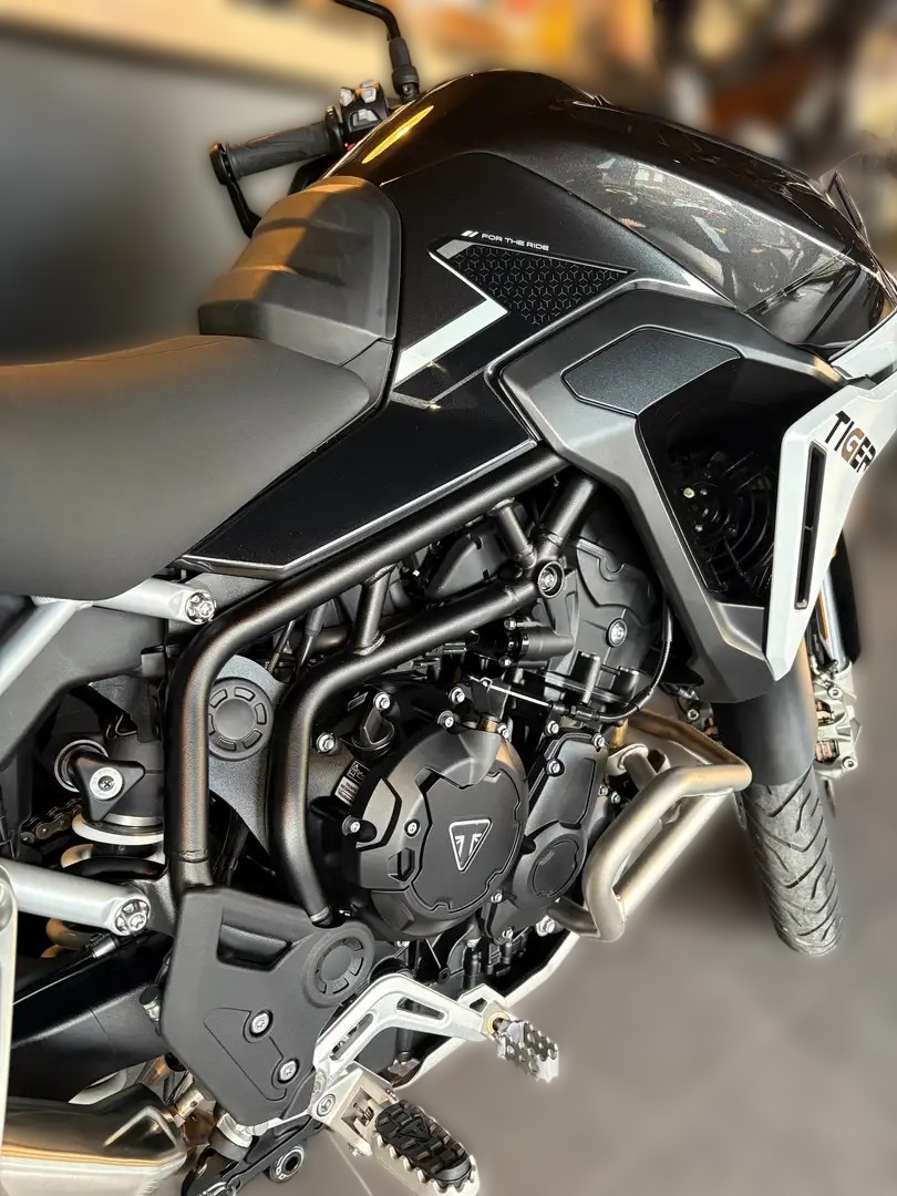 2025 Triumph Tiger 900 - 1 053 km - Náhled 13