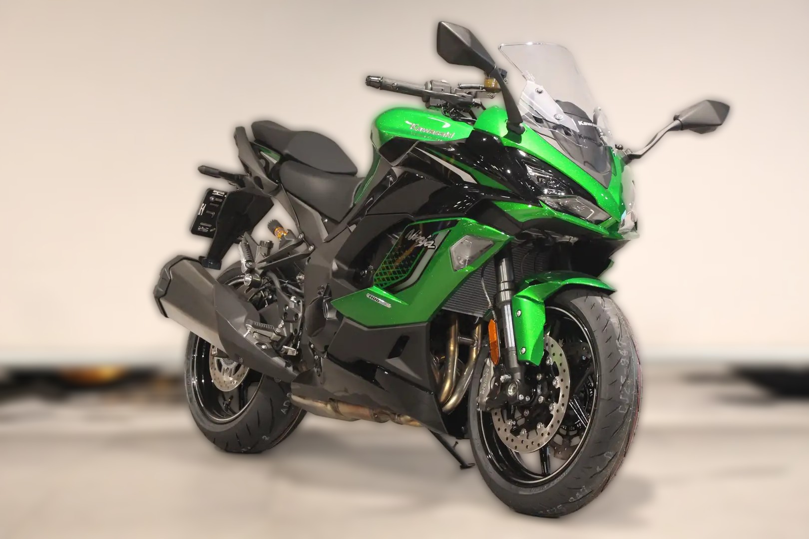 2025 Kawasaki Ninja H2 - 0 km - Náhled 2