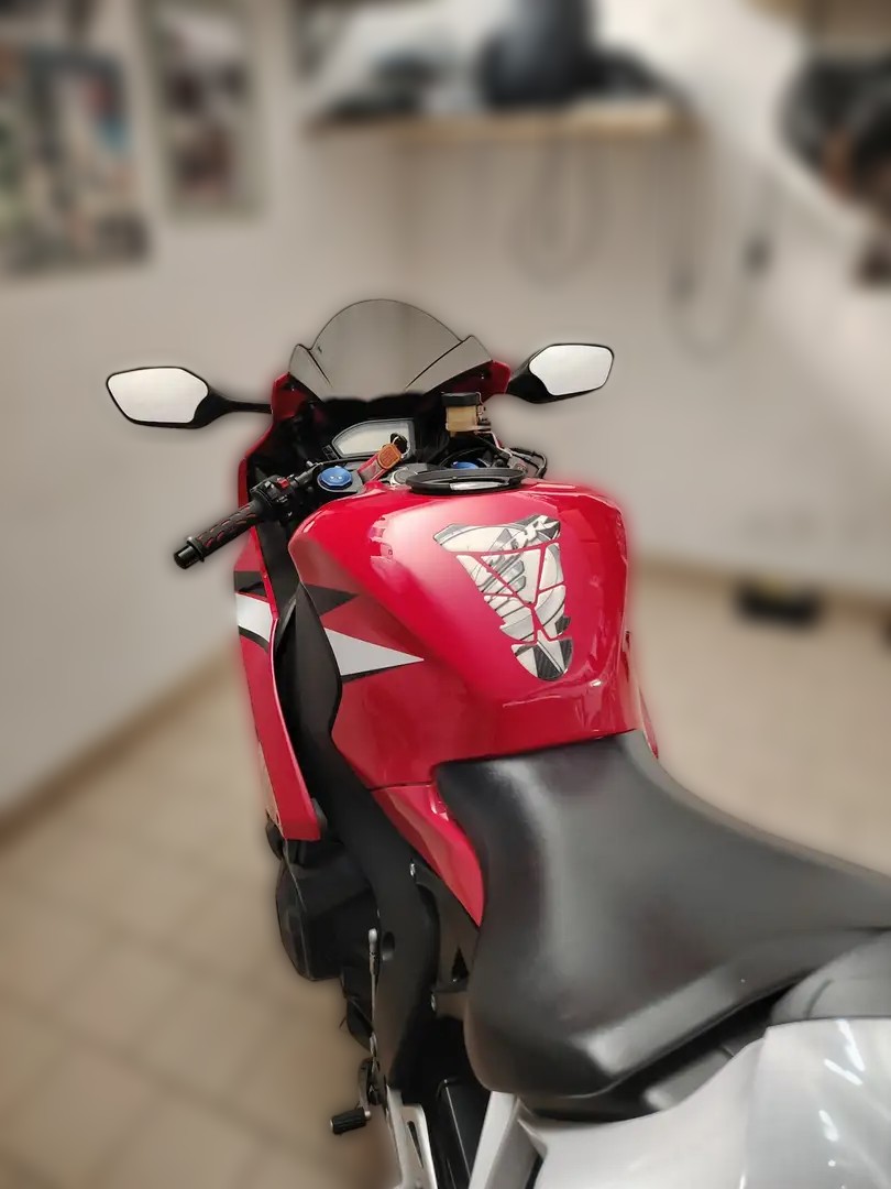 2012 Honda CBR 1000RR - 48 200 km - Náhled 7