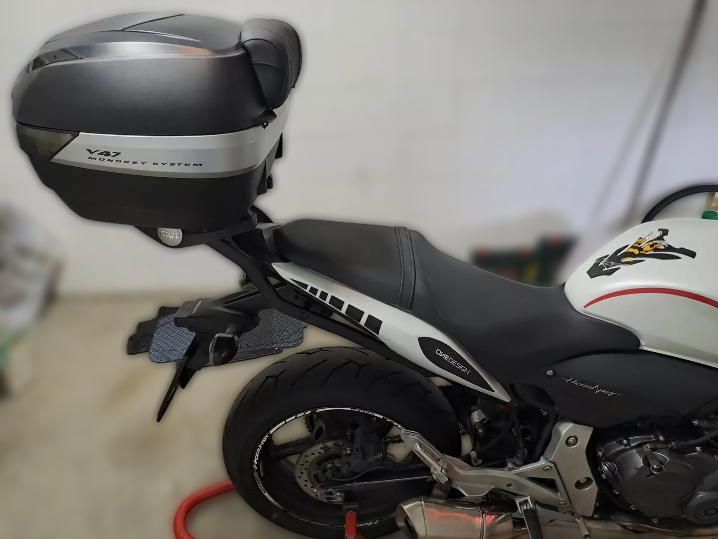 2011 Honda CB 600 F Hornet - 49 000 km - Náhled 21